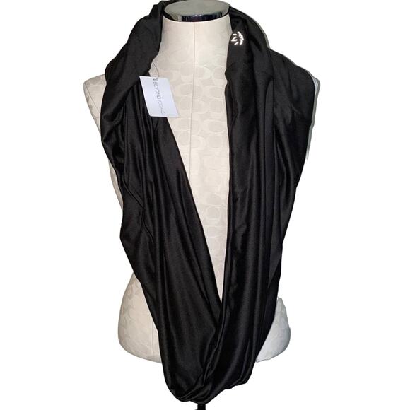 Beyond Yoga Hidden zipper Pocket for cellphone Infinity Scarf black NWTs - Picture 7 of 11
